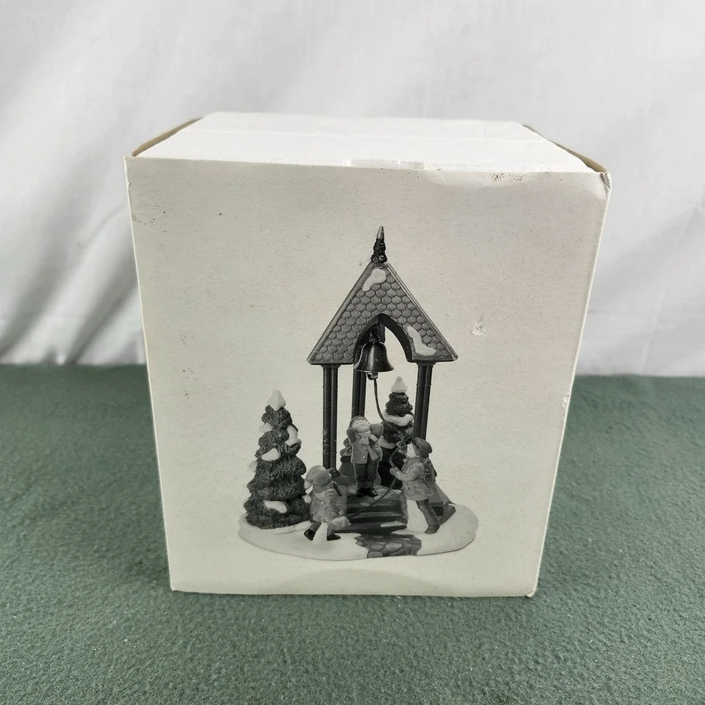 Dept 56 Heritage Village Christmas Bells Porcelain Bell Ringer 1996 58711 Boxed